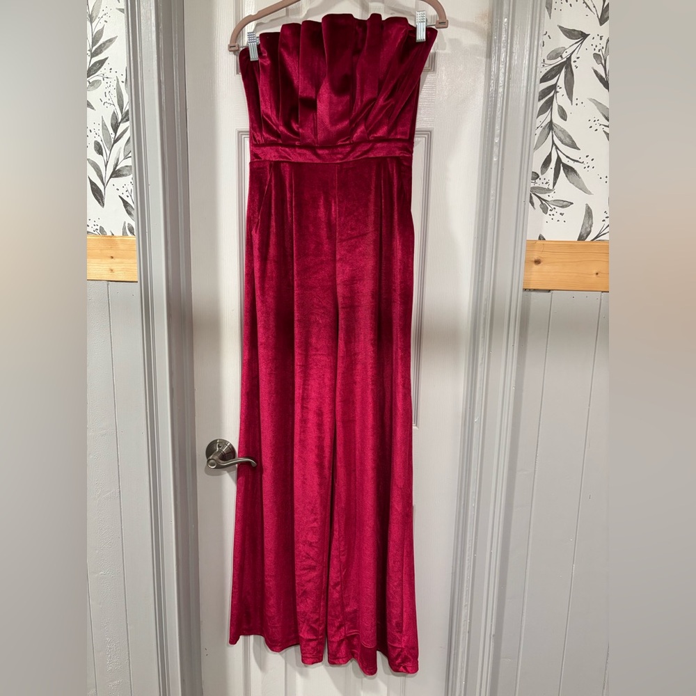 Chic Pink Strapless Romper